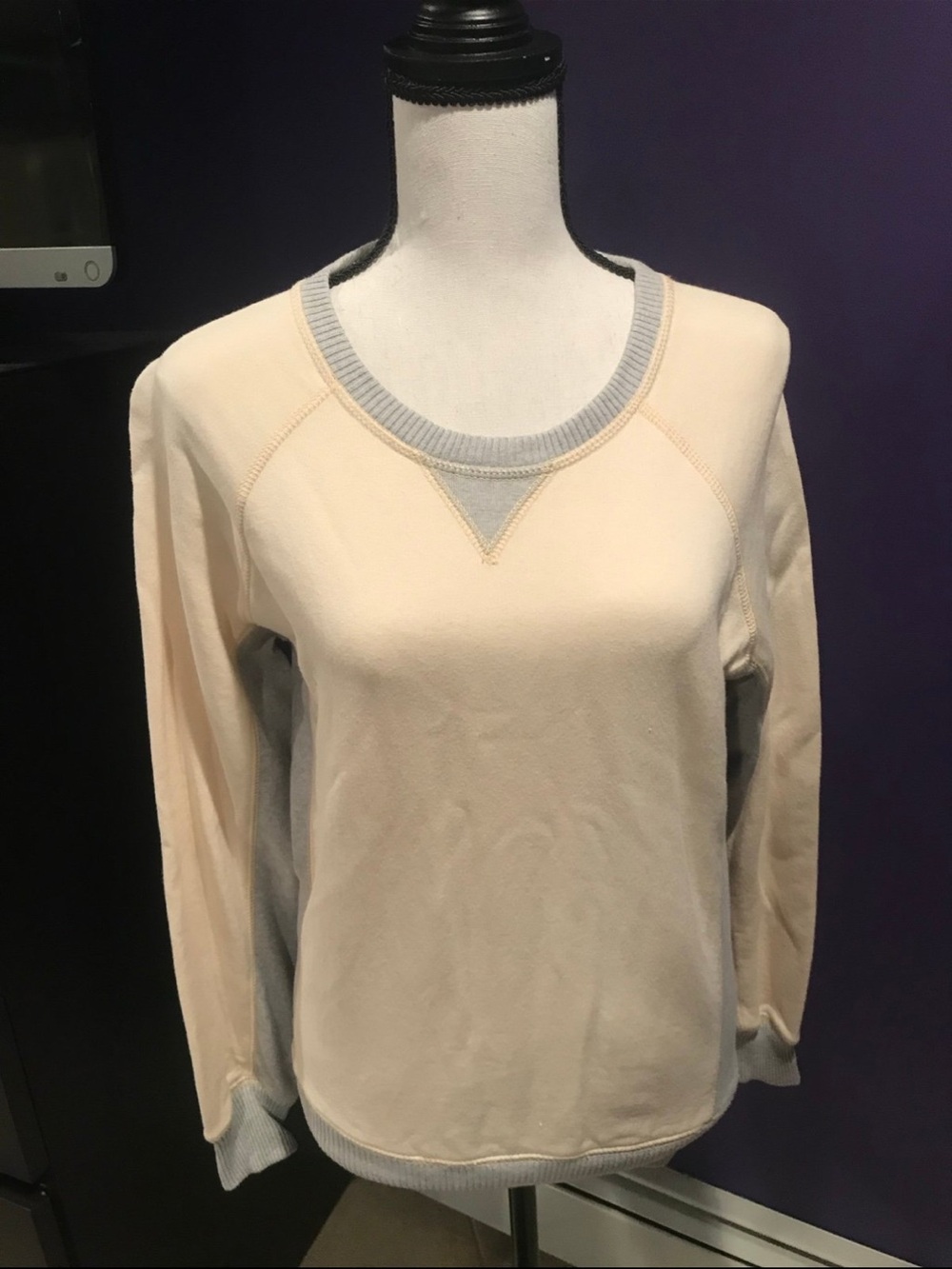 Sperry Cream and Light Gray Crewneck Sweatshirt
